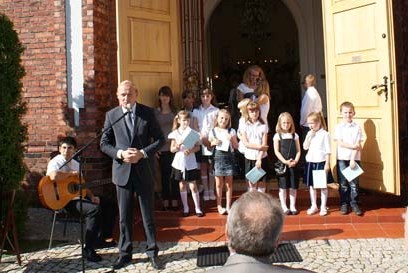 Słowa uznania dla parafii przekazuje Wiceminister Obrony Narodowej - p. Czesław Mroczek
