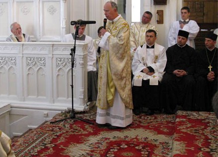 Biskup Naczelny M. Ludwik dziękuje za słowa pozdrowień, przybycie i modlitwę