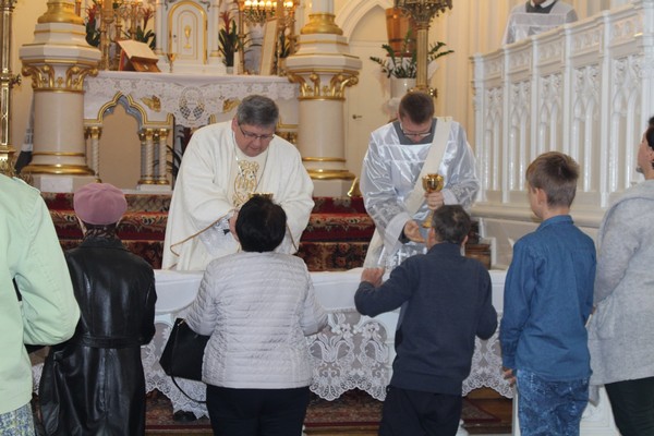 Niedziela - rekolekcje w Świątyni