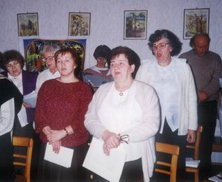 Ogólnopolska Ekumeniczna Konferencja Kobiet w Wapienicy k. Bielska-Biaej, listopad 1996 r.  Naboestwo wieczorne prowadzi przedstawicielka Kocioa Starokatolickiego Mariawitów Pelagia Jaworska